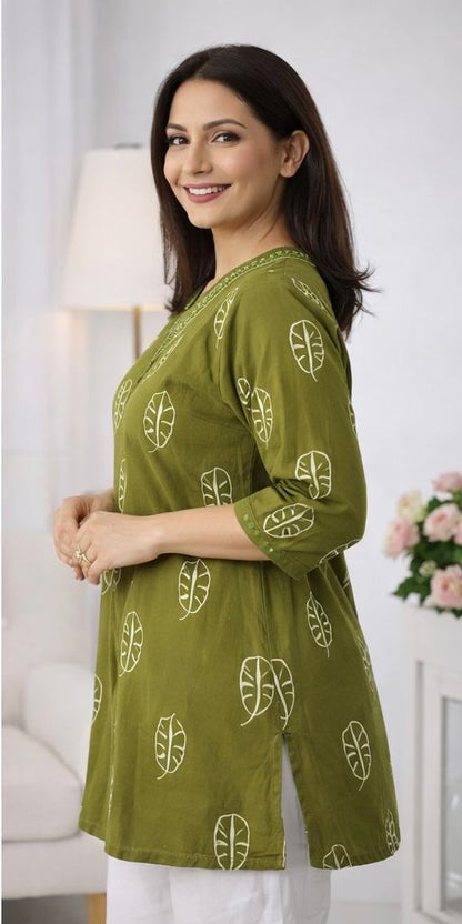 Premium Dhaboo Cotton Short Kurti with Jaipuri Print